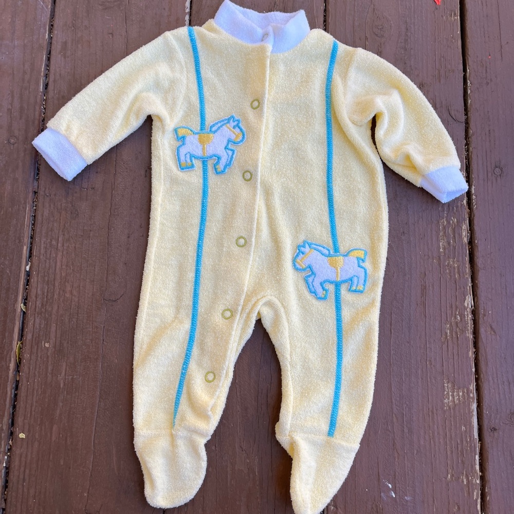 Vintage 90s terry cloth newborn sleeper
